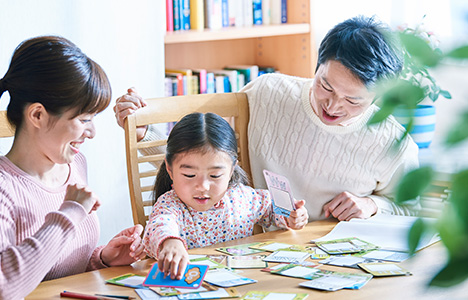 親子で二人三脚の英語教育。親の“楽しい”がお子さんの英語力を伸ばします。